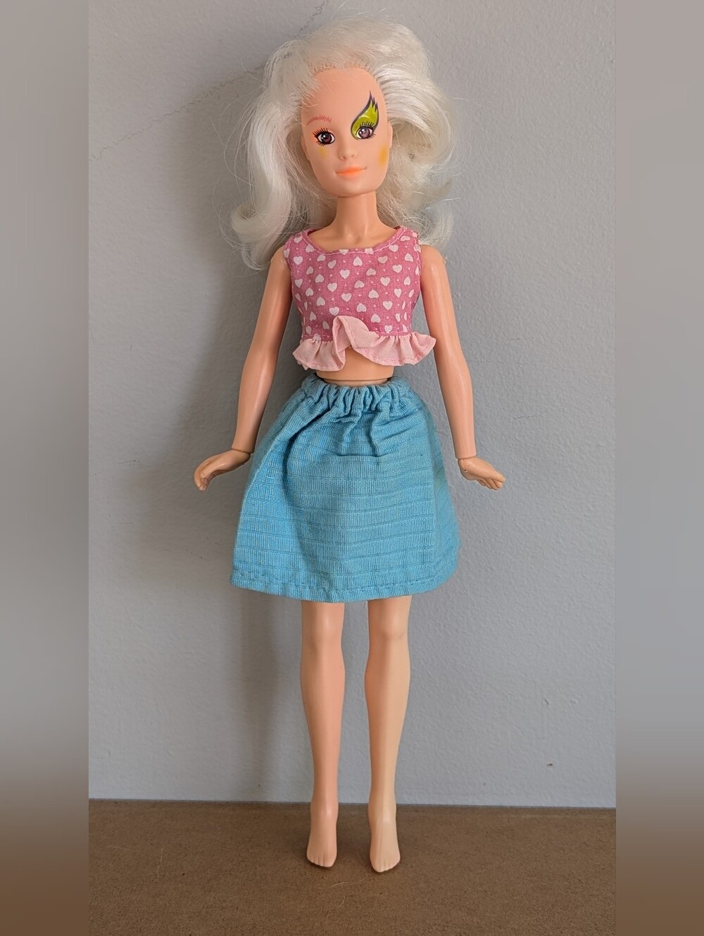 Vintage 1986 Jem and The Holograms Roxy Doll, Hasbro